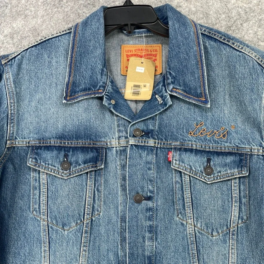 Levi's Trucker Denim Jacket Men XL Blue Relaxed Fit Embroidered Logo A5782-0080